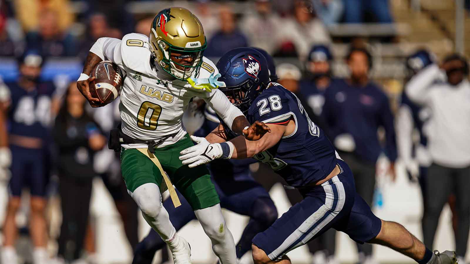 Oregon’s Dylan Raiola will love 900-yard WR addition in transfer portal