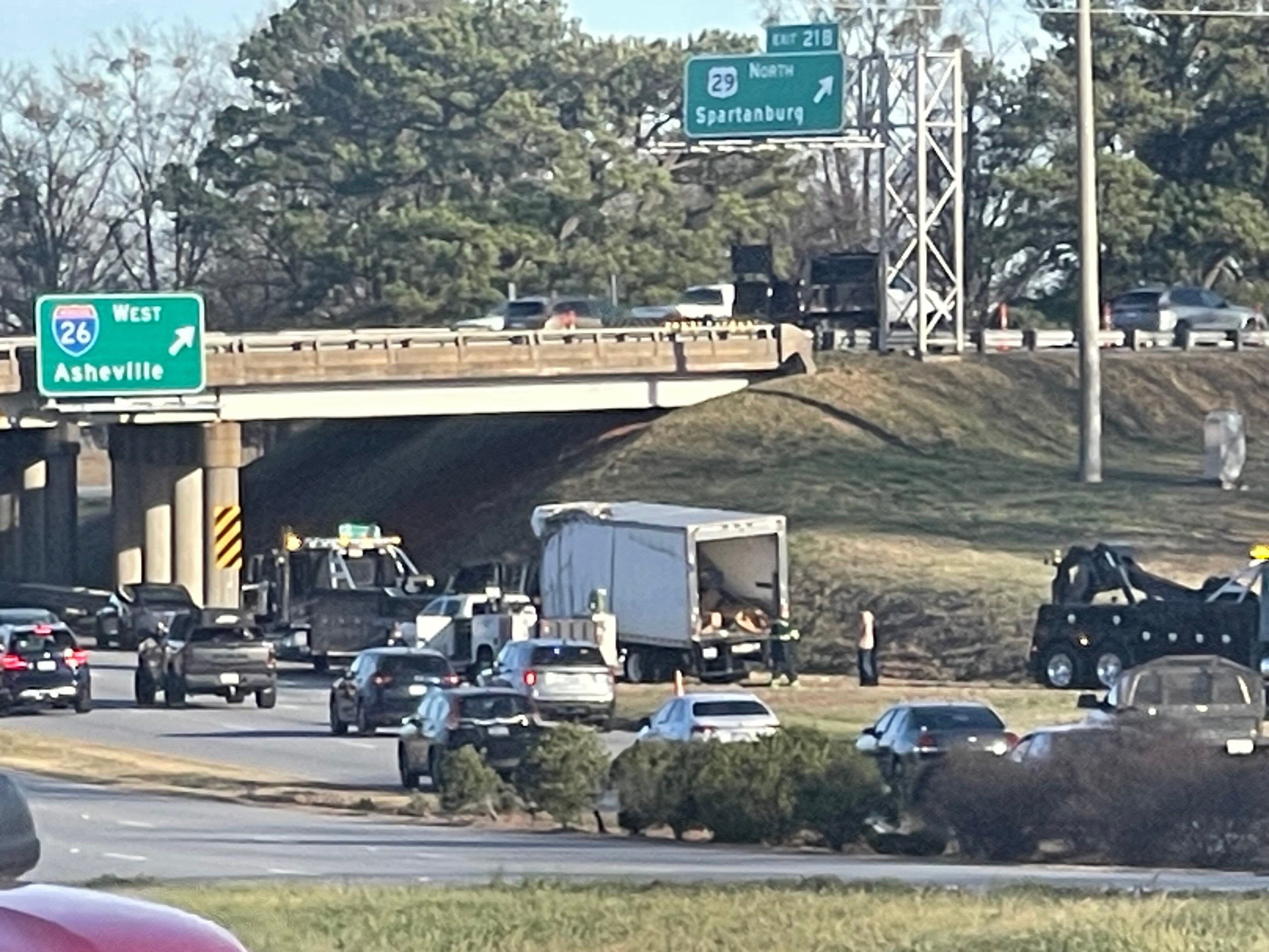 18-wheeler crash shuts down exit ramp in Spartanburg