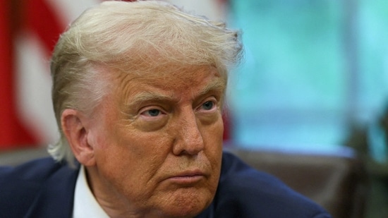 'Effective immediately': Trump threatens 25% tariff on countries doing ...