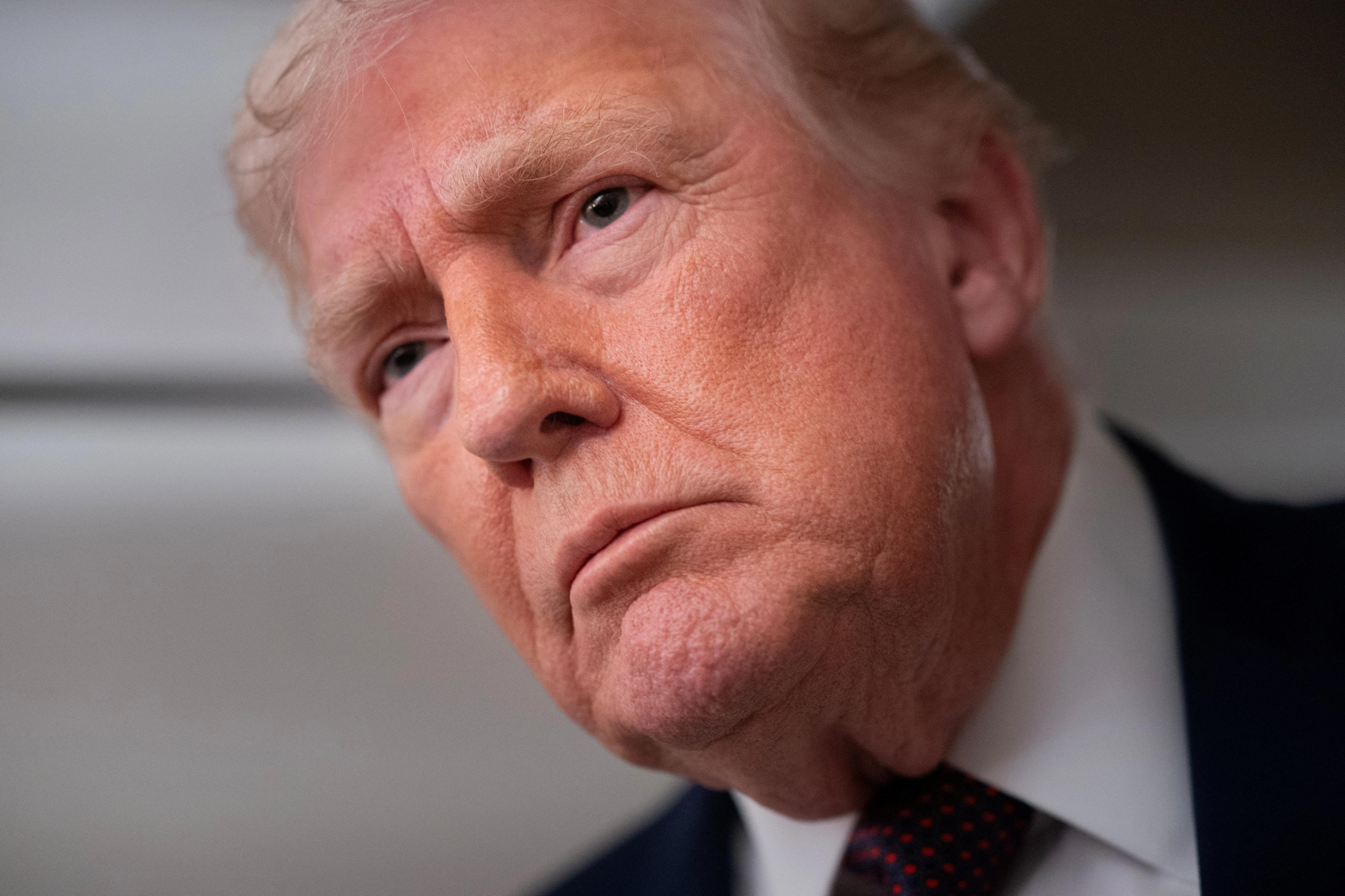 Trump puts tariff on Iran