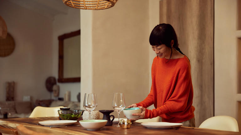 The effortless table setting hack for looking bougie on a budget