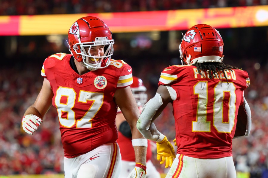 Which Chiefs players are set to be free agents in 2026?