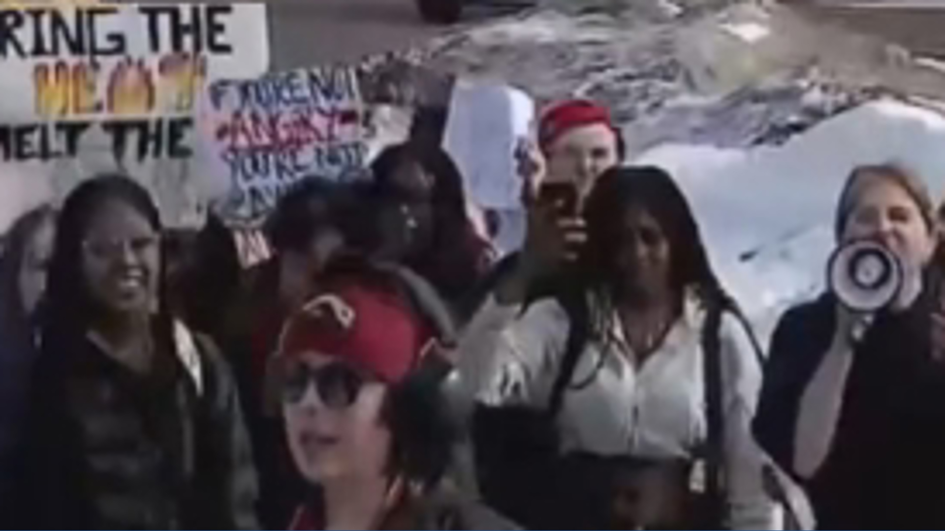 Minnesota high school students hold a walk out in protest to ICE's ...