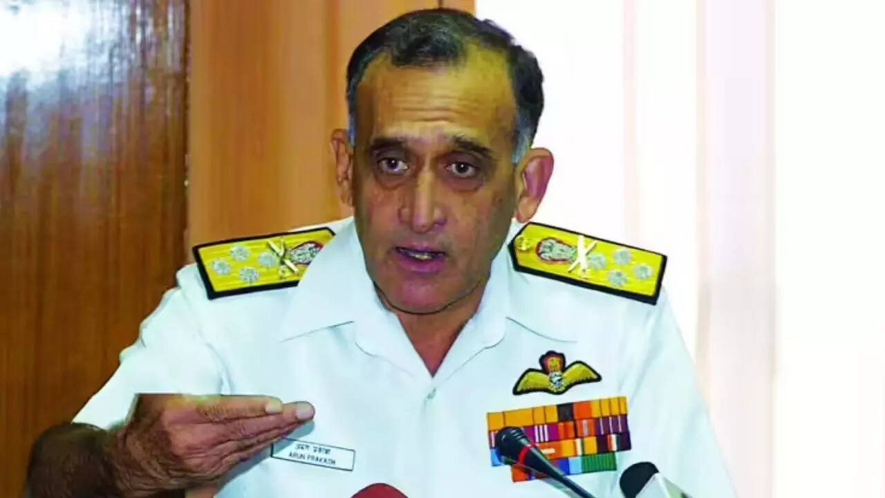 Ex-admiral Prakash submits eligibility documents; set to be included in ...