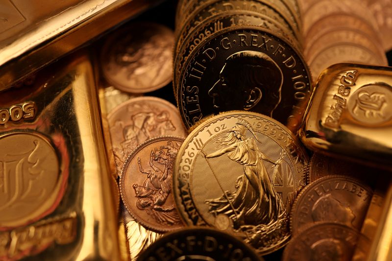 Gold steadies below record $4,600/oz ahead of US inflation data<br>