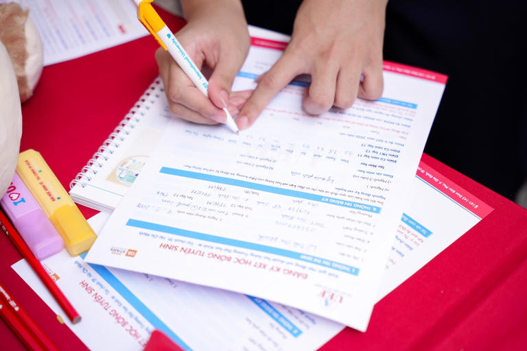 UEF bắt đầu nhận hồ sơ xét học bổng theo điểm học kỳ 1 lớp 12