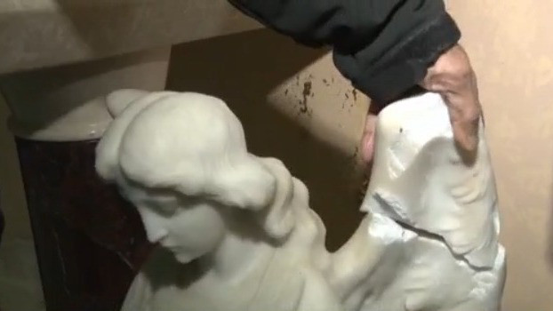 Chaos unfolds during mass inside Staten Island church<br><br>