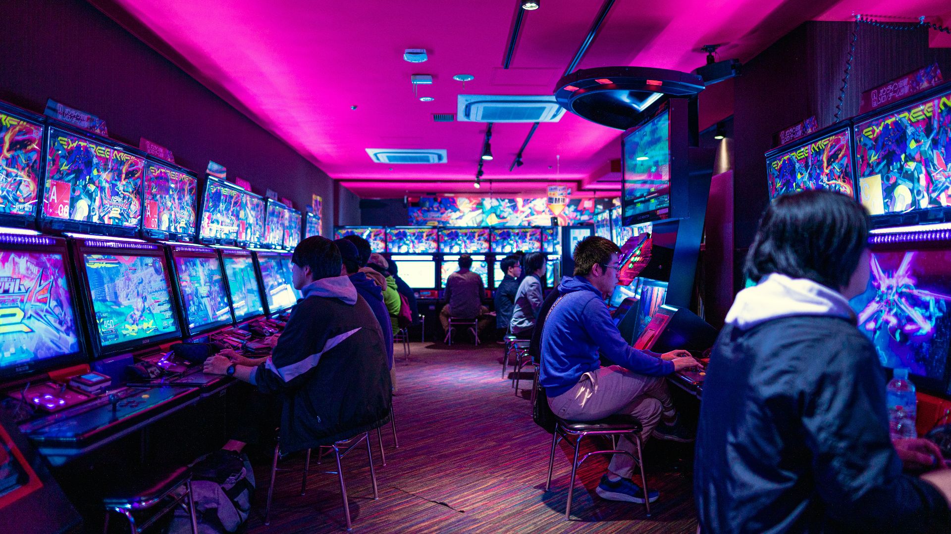 20 iconic gaming cafés around the world