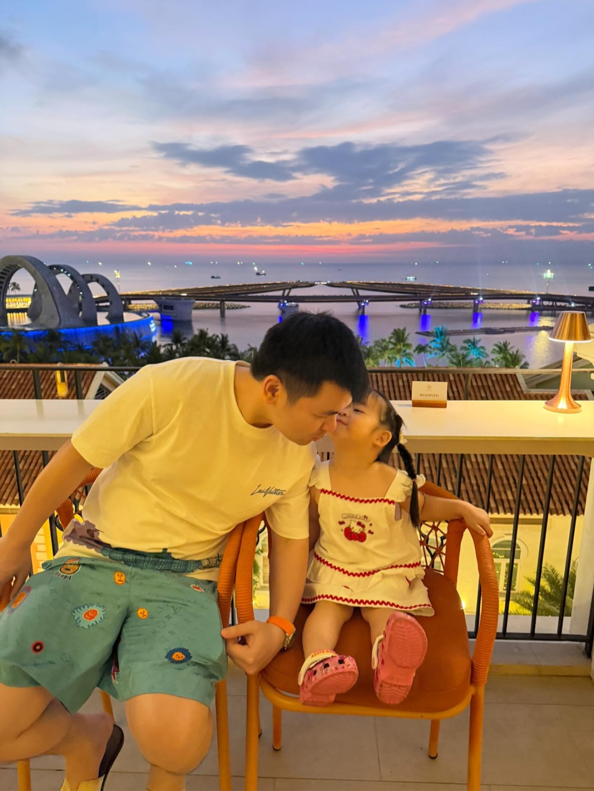 Đỗ Mỹ Linh ưu tiên chọn đồ bình dân cho con gái