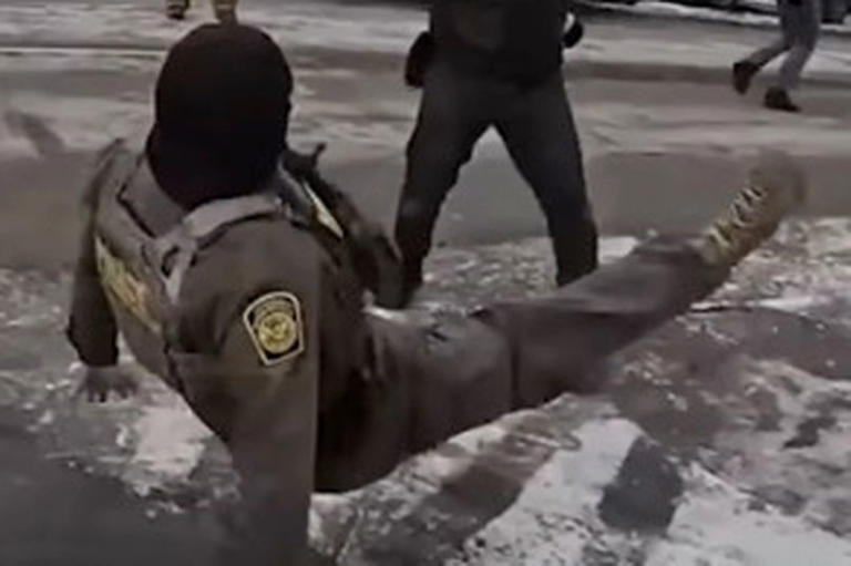 ABC viewers gush 'this is justice' as Jimmy Kimmel shares video of ICE ...