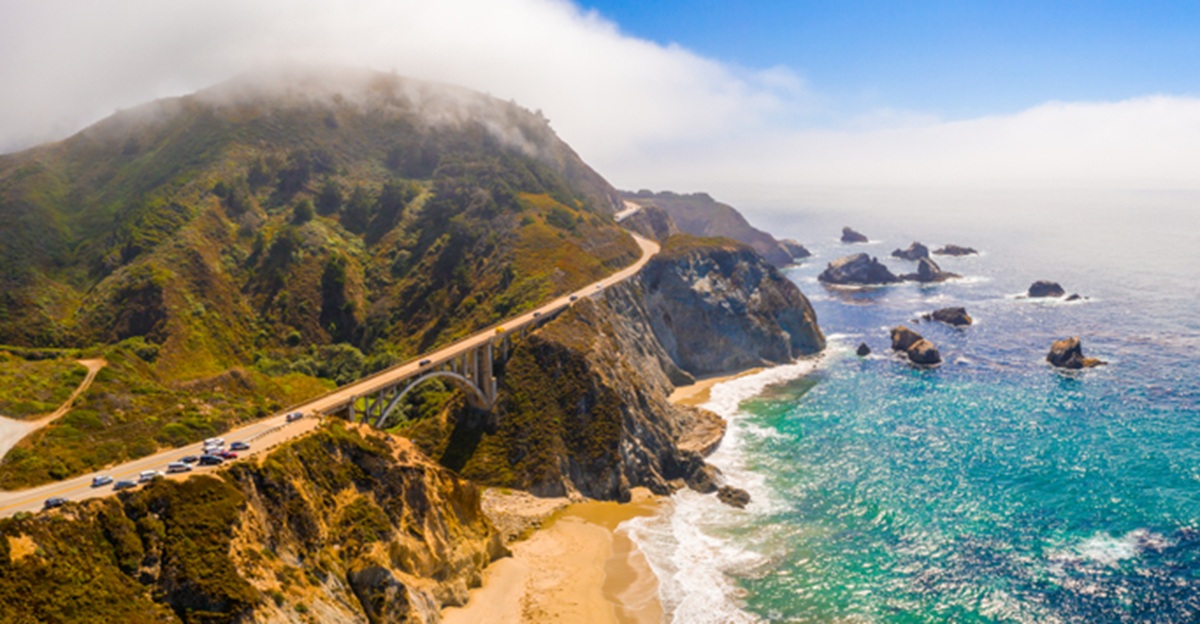 17 scenic byways around the US that feel like a road trip prize(01)