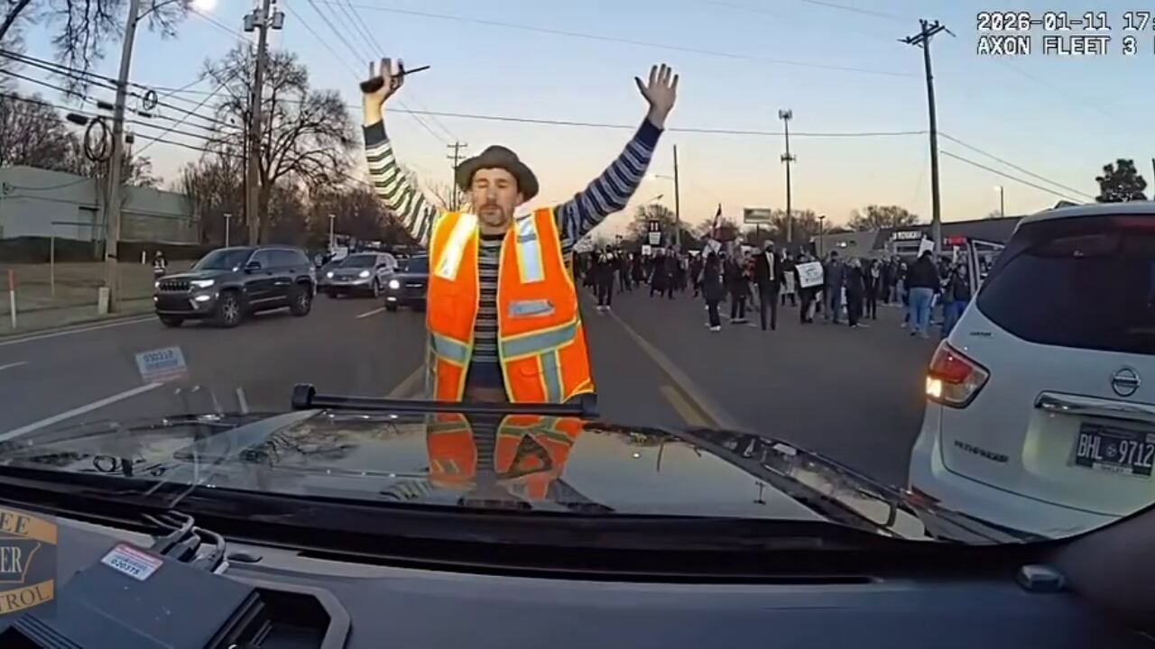 THP release dashcam footage to refute claim trooper hit protester<br><br>