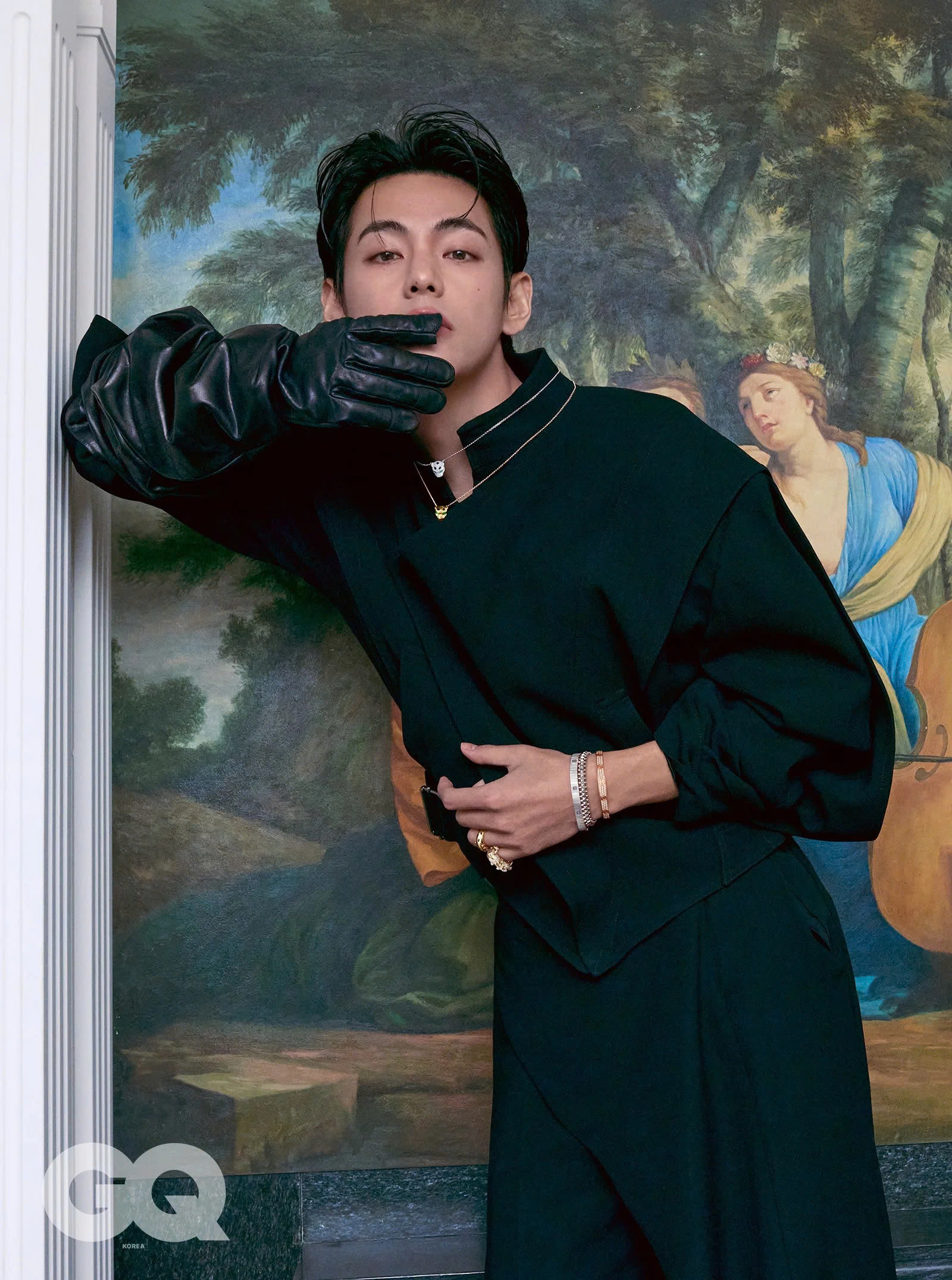 V BTS lập kỷ lục 70 triệu người theo dõi trên Instagram