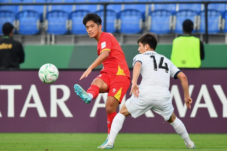 Tiền đạo Nguyễn Quốc Việt: 'U23 Việt Nam sẽ phân tích U23 UAE và U23 Syria'