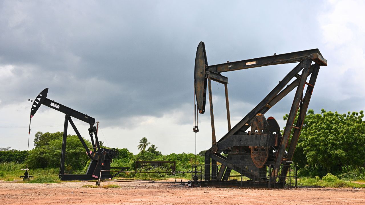 Venezuela reopens oil wells and resumes crude exports following Trump ...