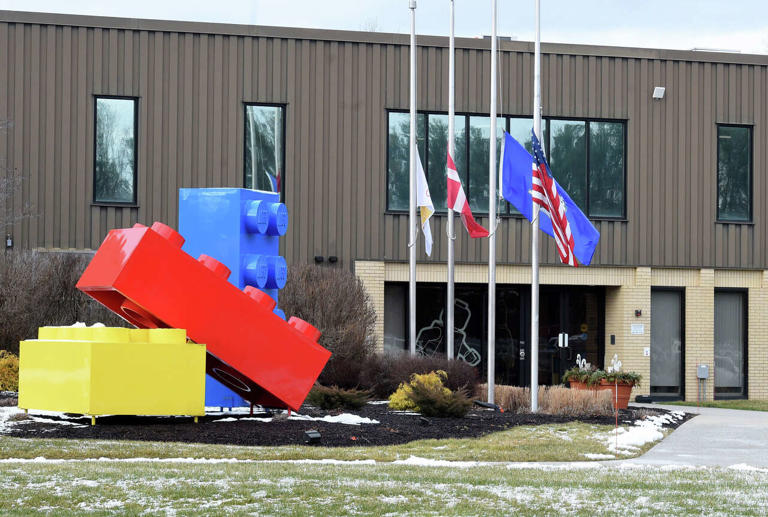 LEGO plans to close offices in Enfield, open warehouse in Windsor Locks ...