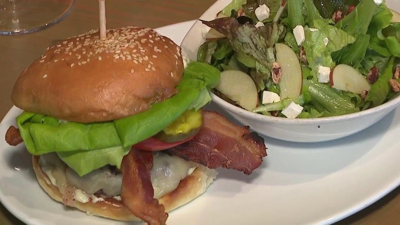 Dining out Tuesdays: A new era for Murphy's