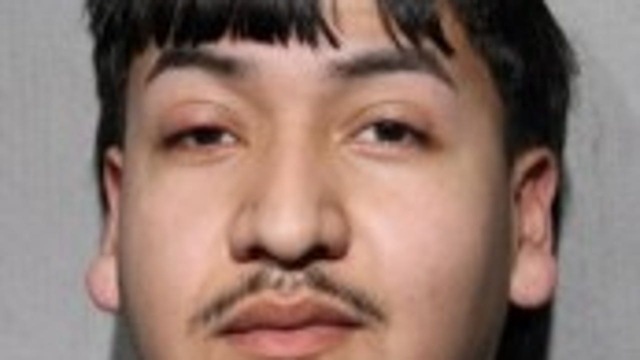 Chicago man charged in deadly DUI crash that killed two in 2024, police say