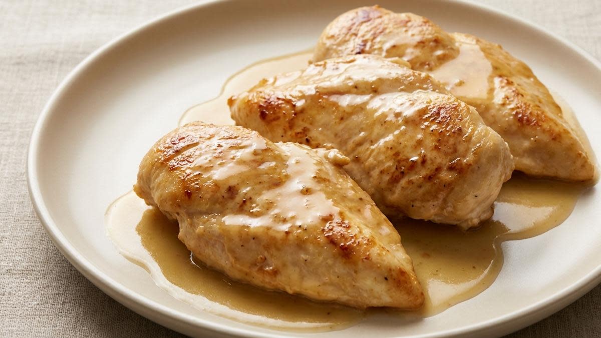 Pan-fried chicken with white wine butter sauce