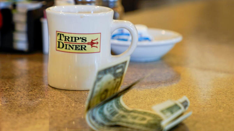 16 diners in Tampa Bay, from all-day breakfast joints to nostalgic digs
