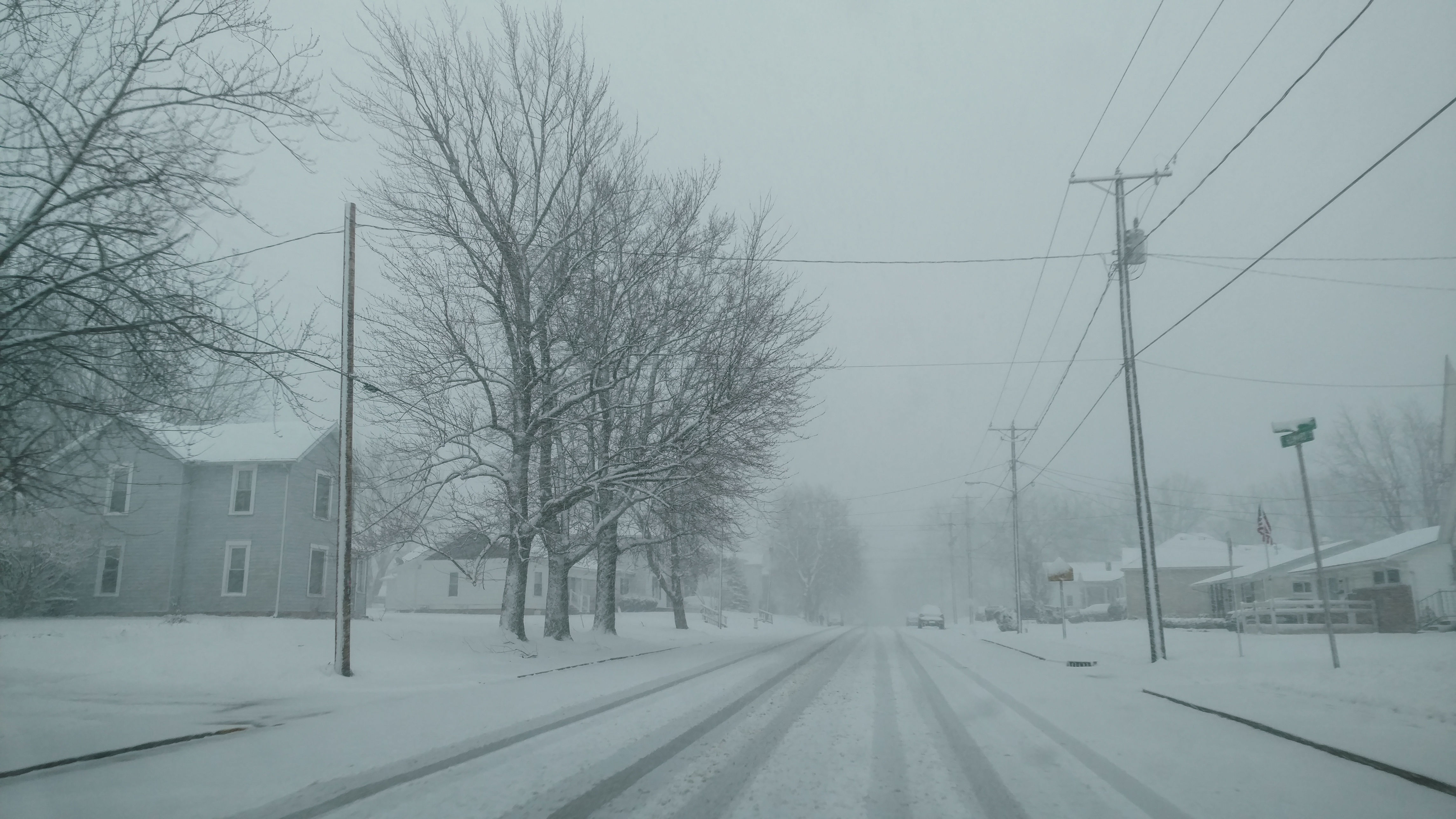 Winter storm warning as 8 inches of snow to strike<br><br>