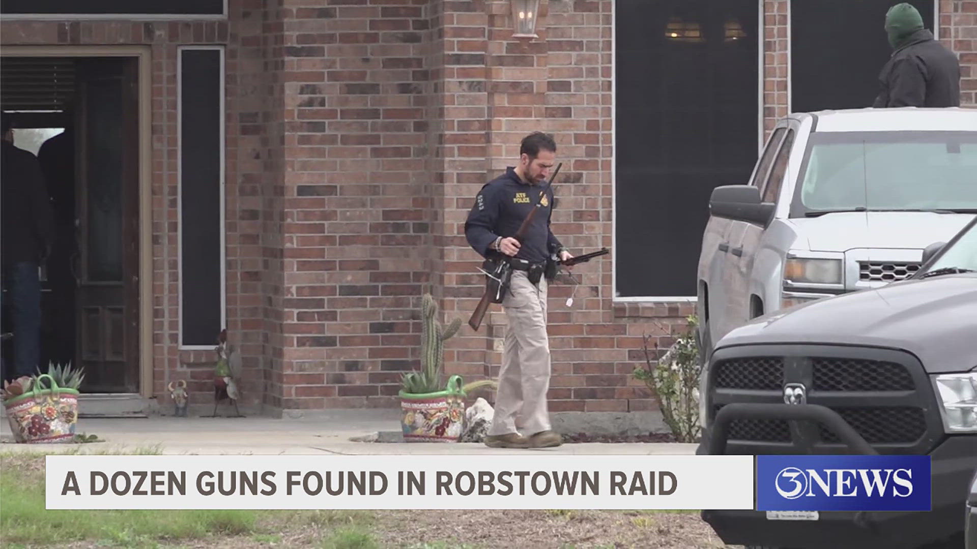 Federal agents seize multiple firearms in Robstown area search