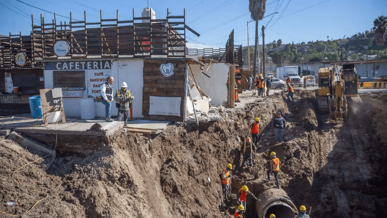 Water back on for more than 1.5 million people who lost service in Tijuana last week<br>