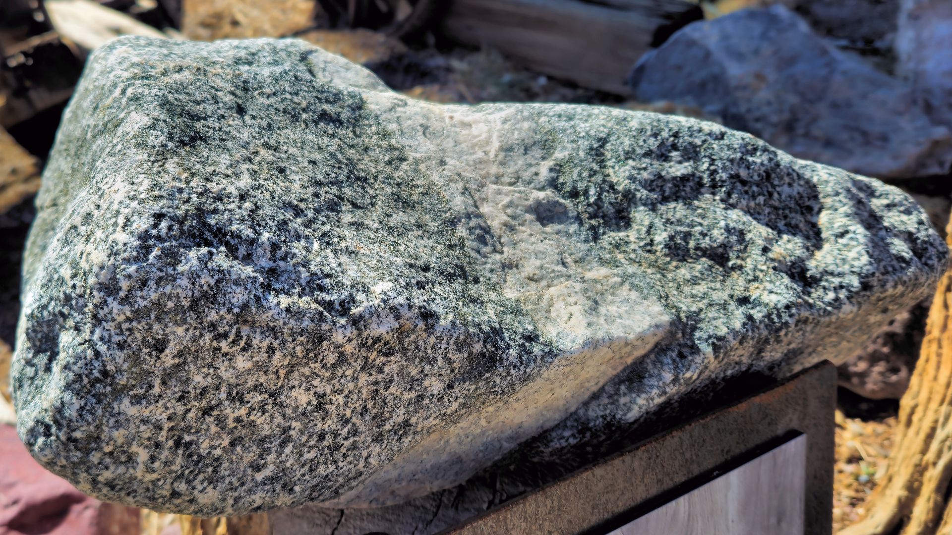 Scientists cracked open 1.4 billion-year-old rock salt crystals and the ...