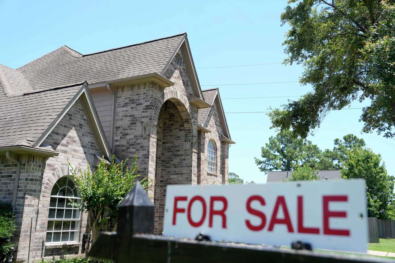 What Trump's proposed ban on big real estate investors could mean for ...