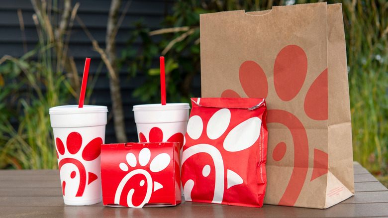The Chick-fil-A side fans are nostalgic for lives on with the official ...