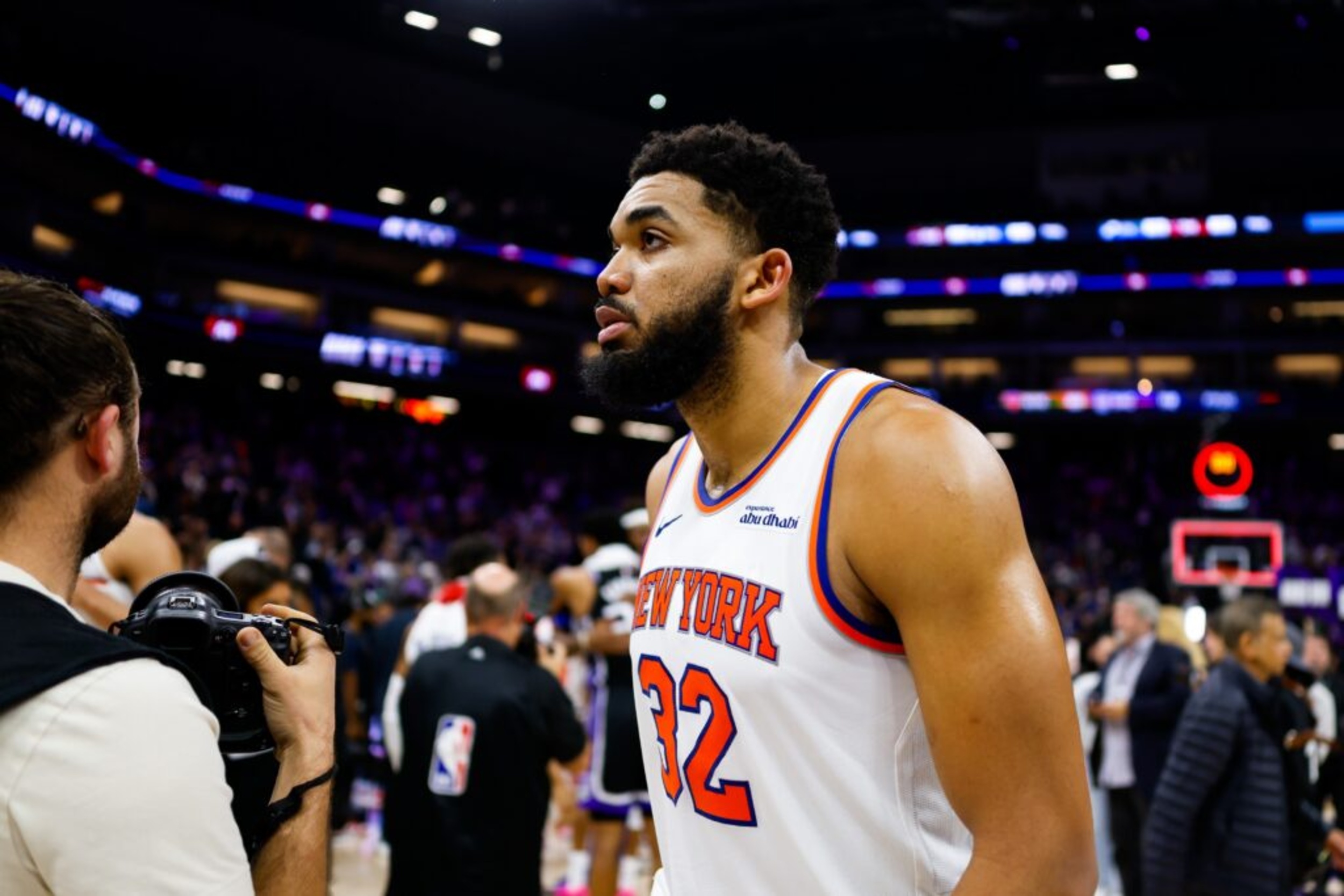 Knicks discussing Karl-Anthony Towns trade with multiple teams<br>