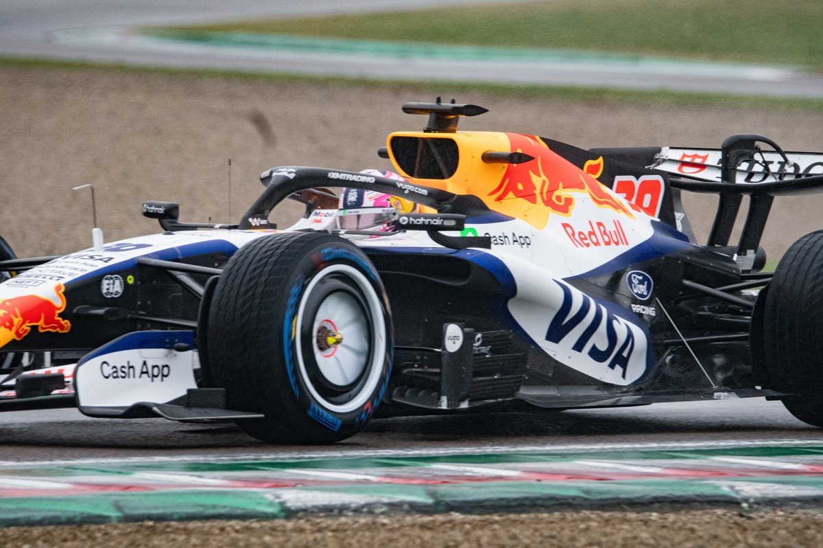 Racing Bulls completes shakedown of VCARB 03 at Imola ahead of F1 2026