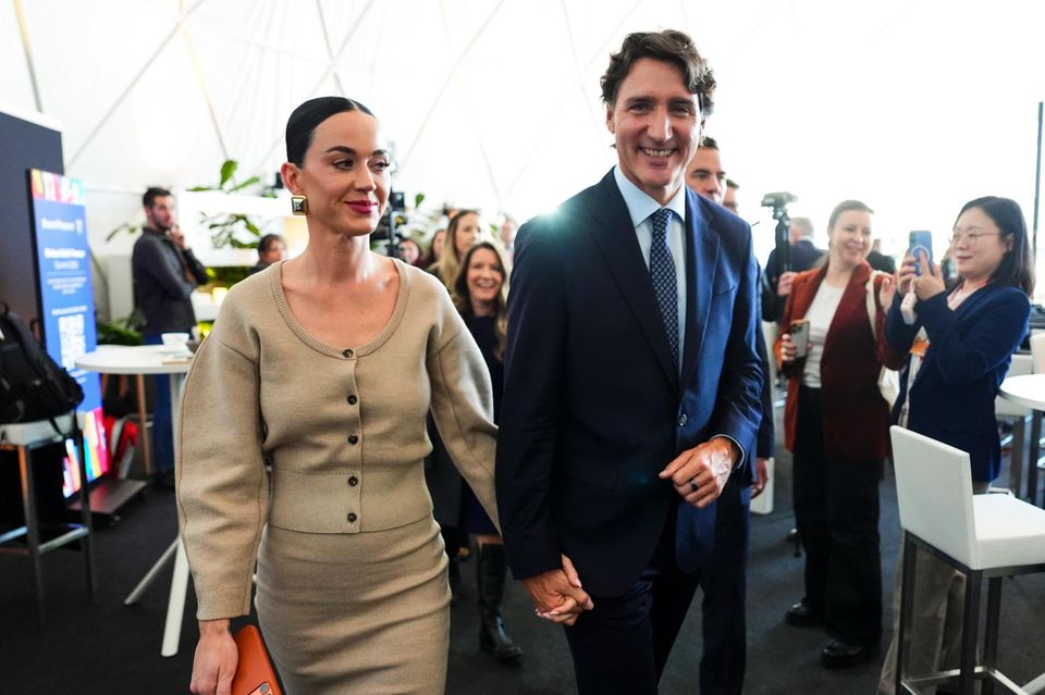 Katy Perry + Justin Trudeau: Hand in hand zeigen sie sich verliebt beim ...
