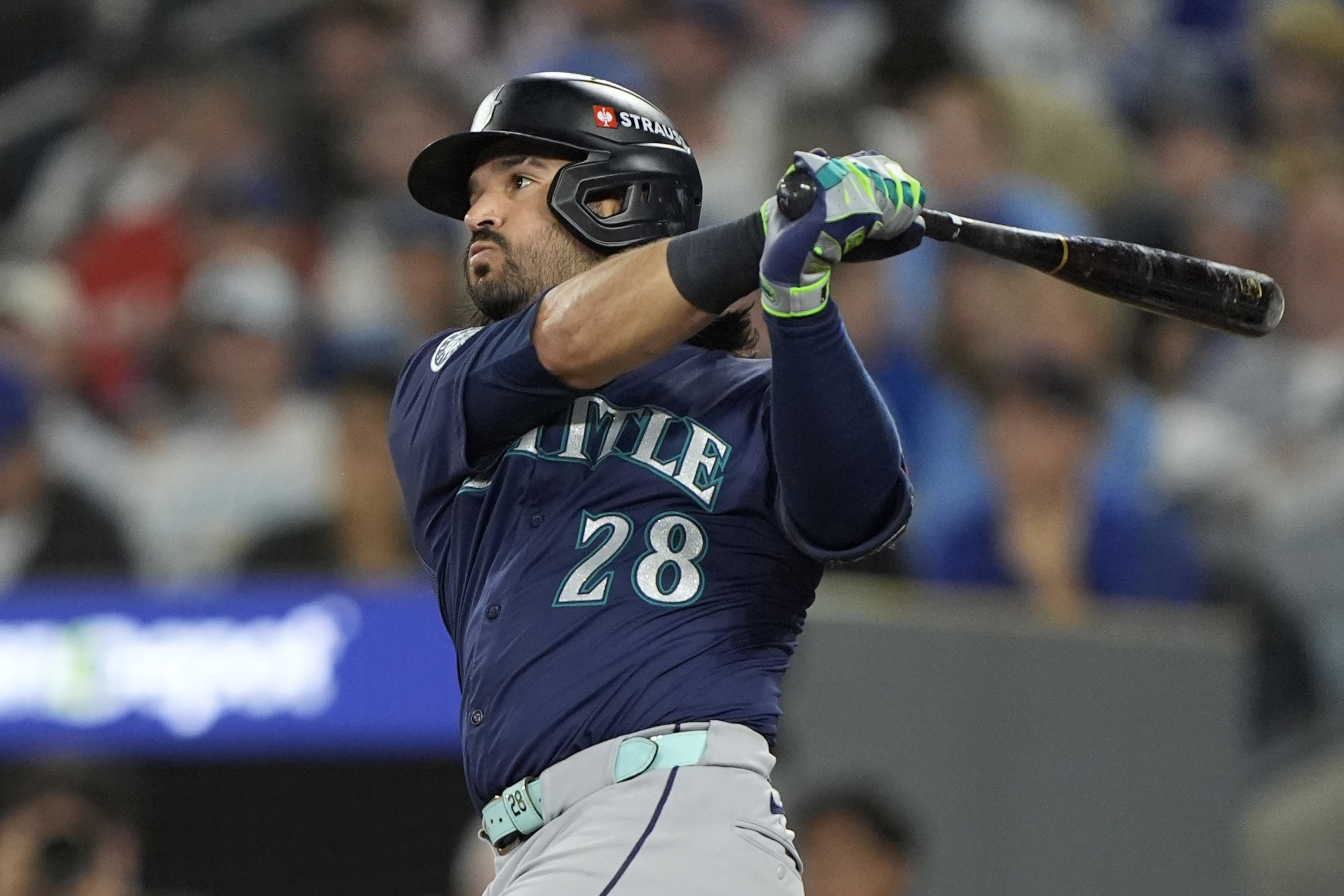 Report: Pirates still in pursuit of third baseman