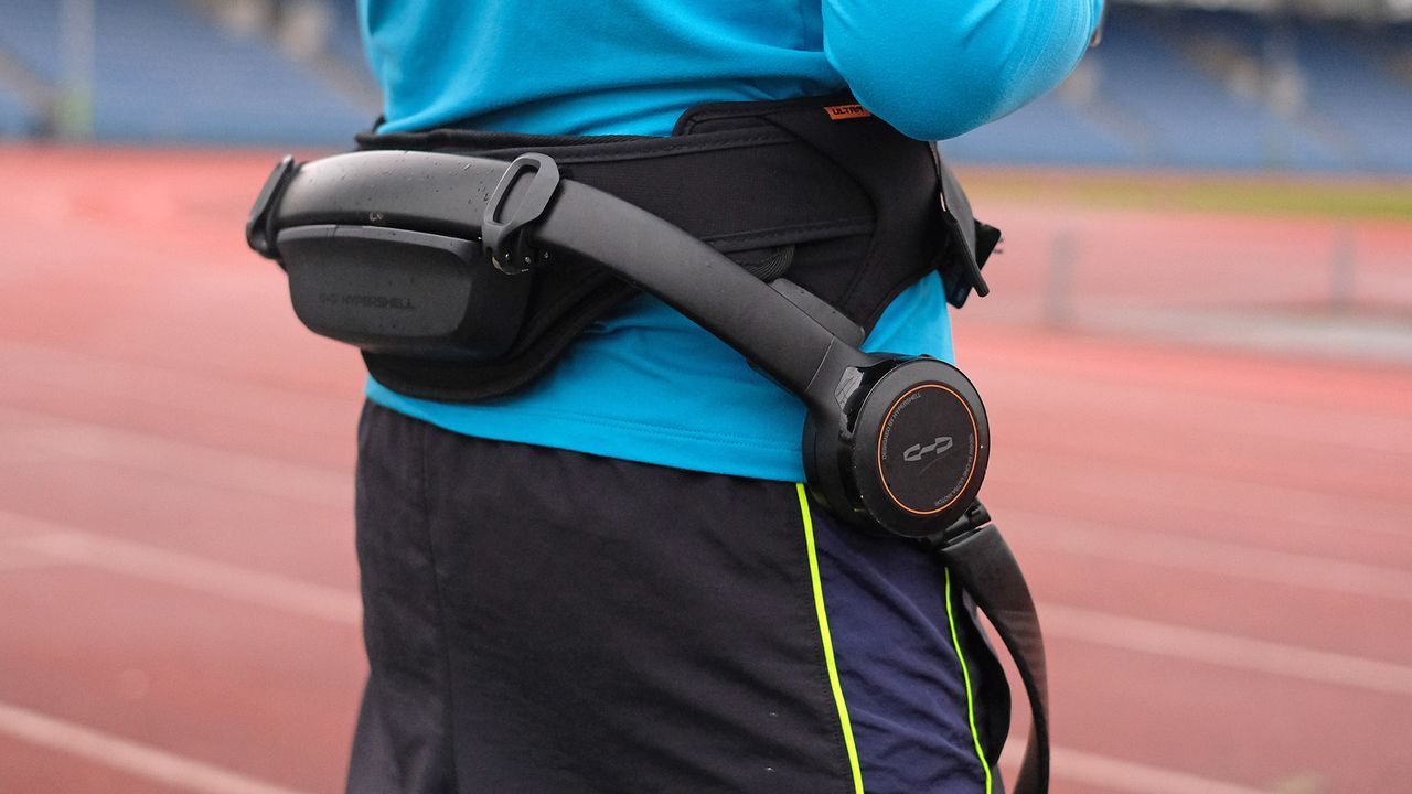 How I used new exoskeleton tech to cheat my way to a sub-20 minute 5K run