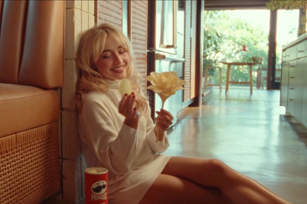 Sabrina Carpenter gets stacked in firstlook photo of her Pringles