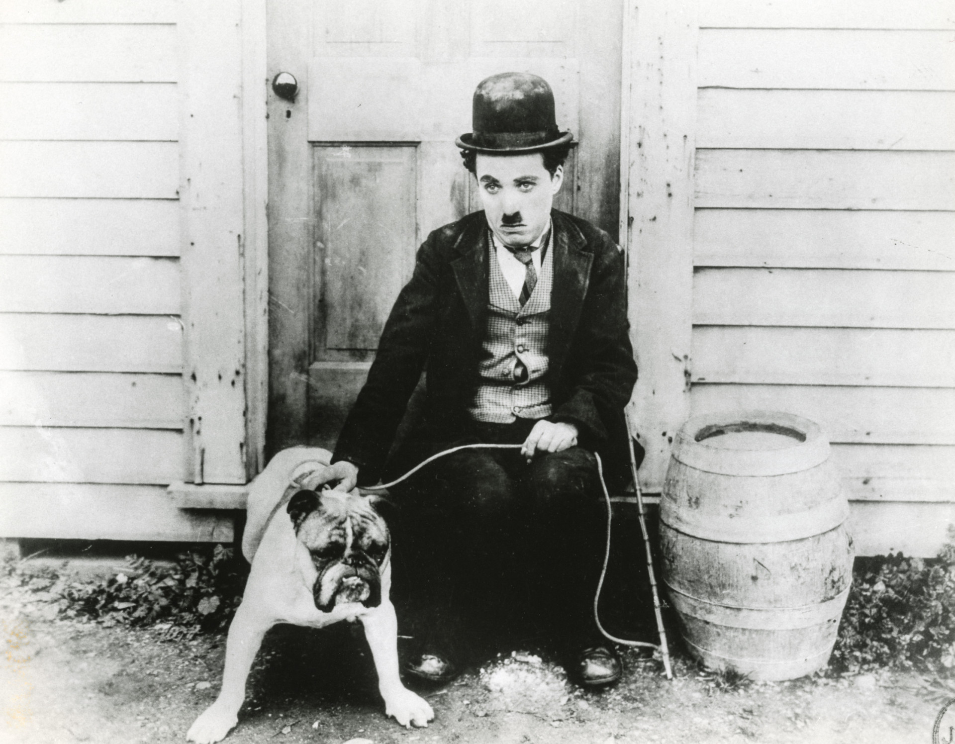 A vida sombria de Charlie Chaplin: escândalos até depois da morte