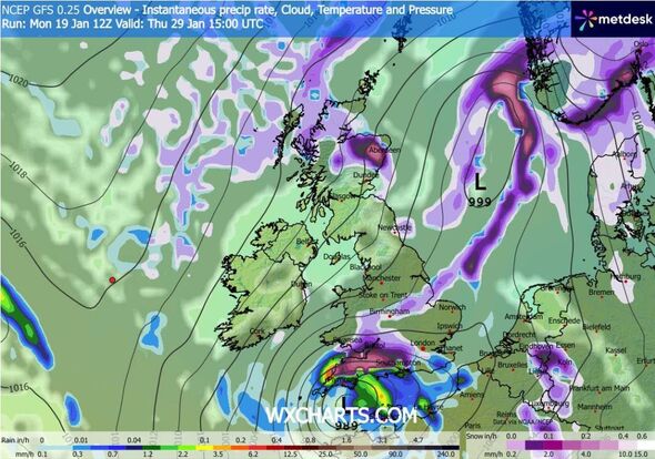 Snow maps show UK buried as blizzards hit as far south as London in days