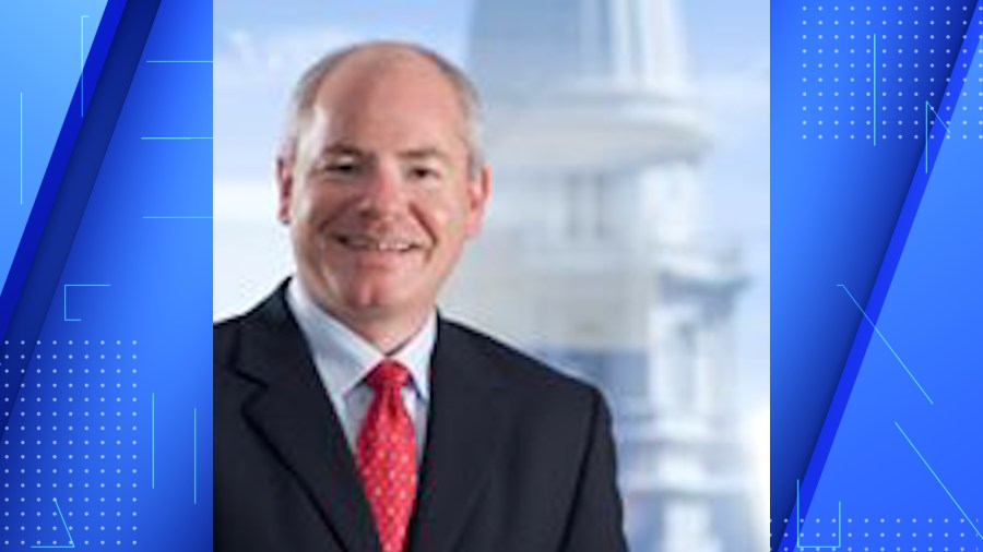 Manhunt underway after Indiana judge, wife shot<br><br>