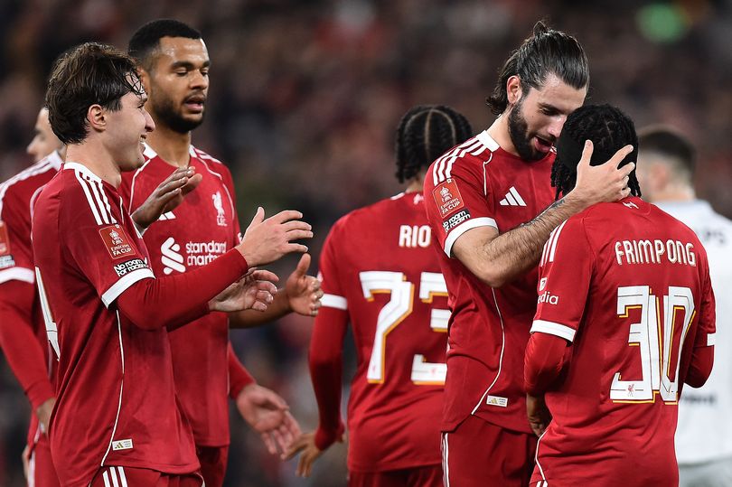 Liverpool transfer latest: Contract talks with player begin as Reds ...