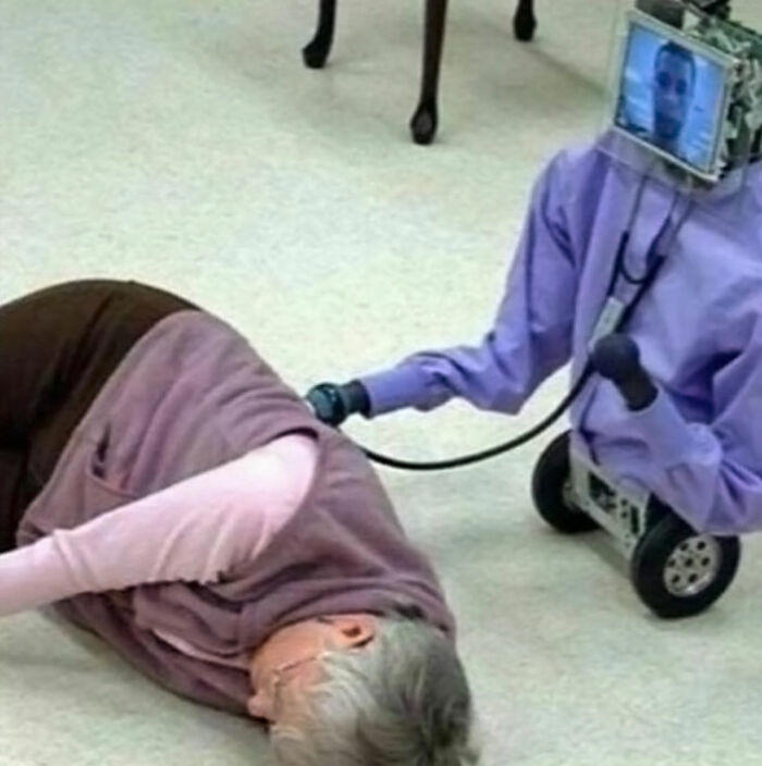 “Blursed”: 48 images that are giving both “blessed” and “cursed” energy