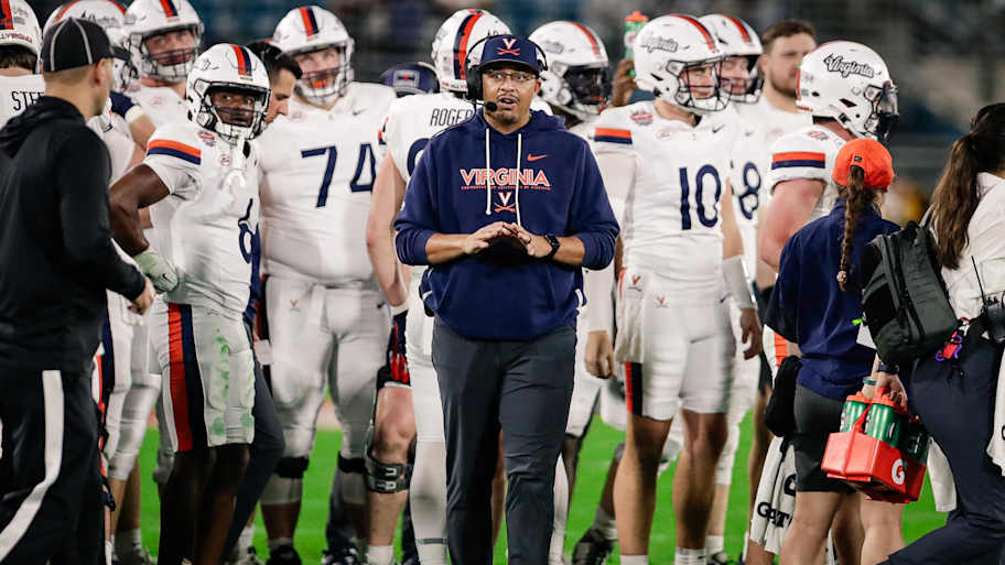 Virginia football finishes the season ranked for the first time since 2004