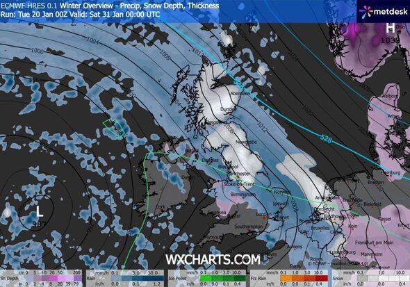Snow forecast maps show 677-mile blizzard in days as 45 counties buried ...