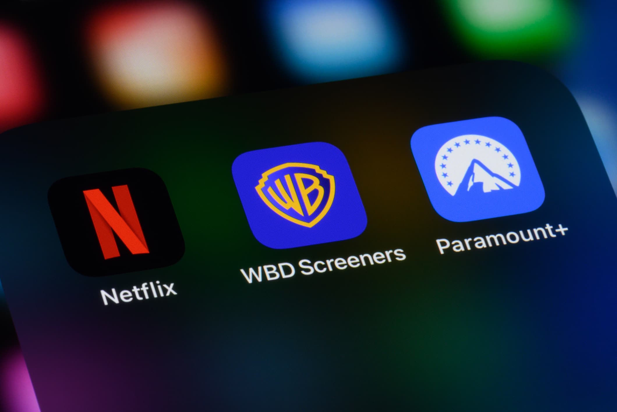 Netflix set to move forward with acquiring Warner Bros. Discovery in ...
