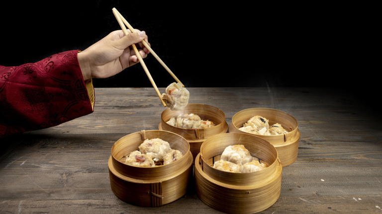 11 Tips For Eating Dim Sum Beginners Need To Know
