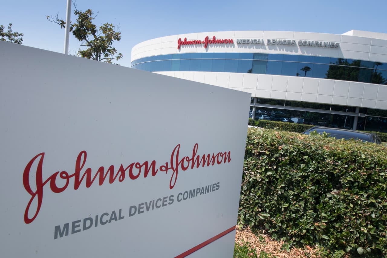 Can a spinoff fix Johnson & Johnson’s medtech problem?