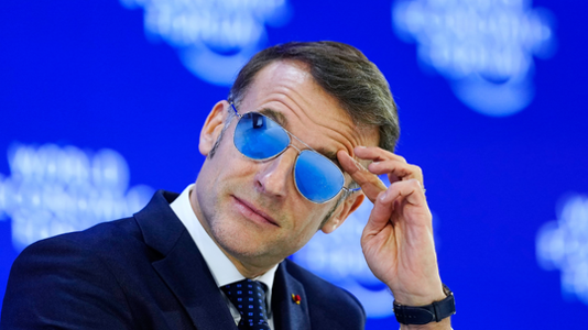 Emmanuel Macron's sunglasses at Davos go viral (1)