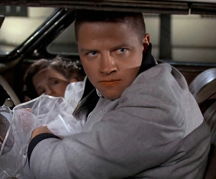 43 film crew members reveal which stars were absolute nightmares on set