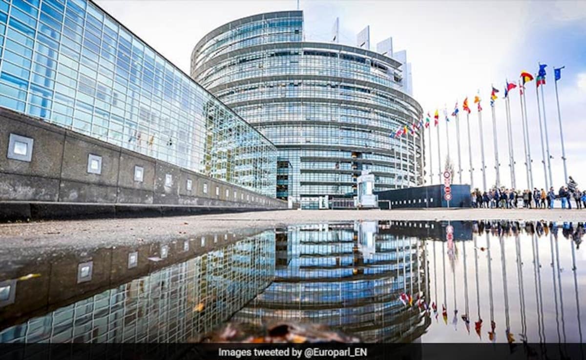 EU Parliament to freeze US trade deal approval amid Trump's tariff threats