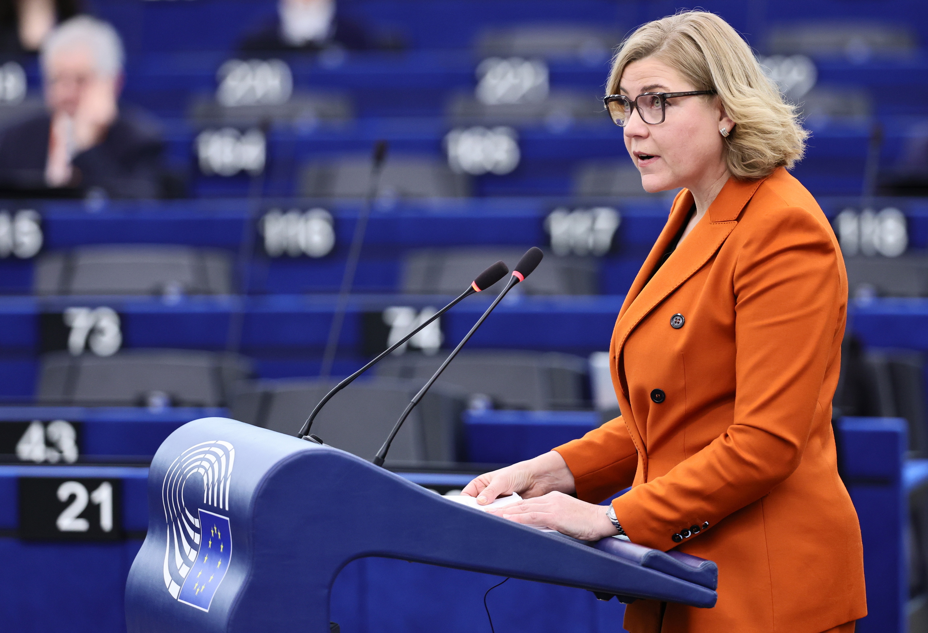 Bruselas plantea la peor pesadilla para las 'telecos' con el veto a ...